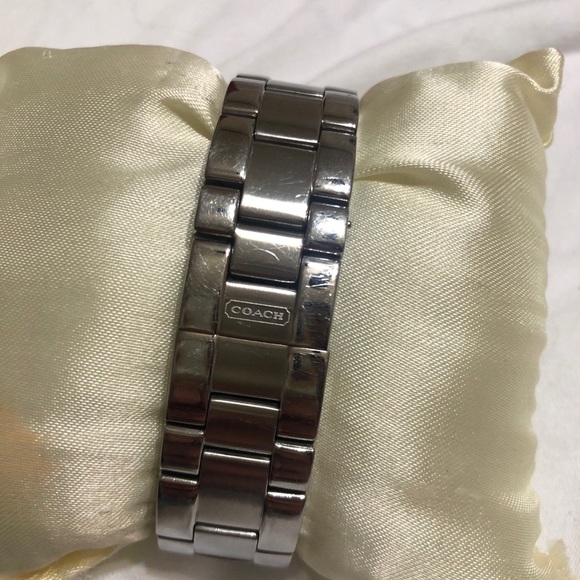 Coach watch - Picture 4 of 4
